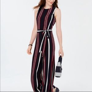 🔥🔥🔥IN SEARCH OF EXCELLENT/NEW CONDITION TOMMY HILFIGER JUMPSUIT SIZE 10🔥🔥🔥